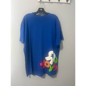 Toys‎ r us employee shirt XL
